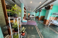 SS BACKPACKERS HOSTEL