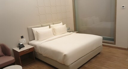 HOTEL IMPERIAL BLU Room Type - ROYAL CLUB