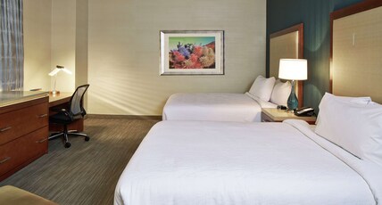 Hilton Garden Inn Phoenix Downtown Room Type - 2 QUEEN BEDS