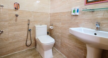 Nextdoor Thamel Room Type - Deluxe King Room with Garden View