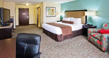 Crowne Plaza ANCHORAGE-MIDTOWN Room Type - 1 King Standard