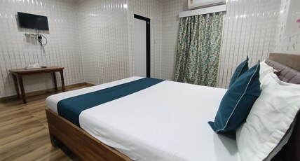 Hotel Sunshine Powai Mumbai Room Type - Deluxe AC Room,