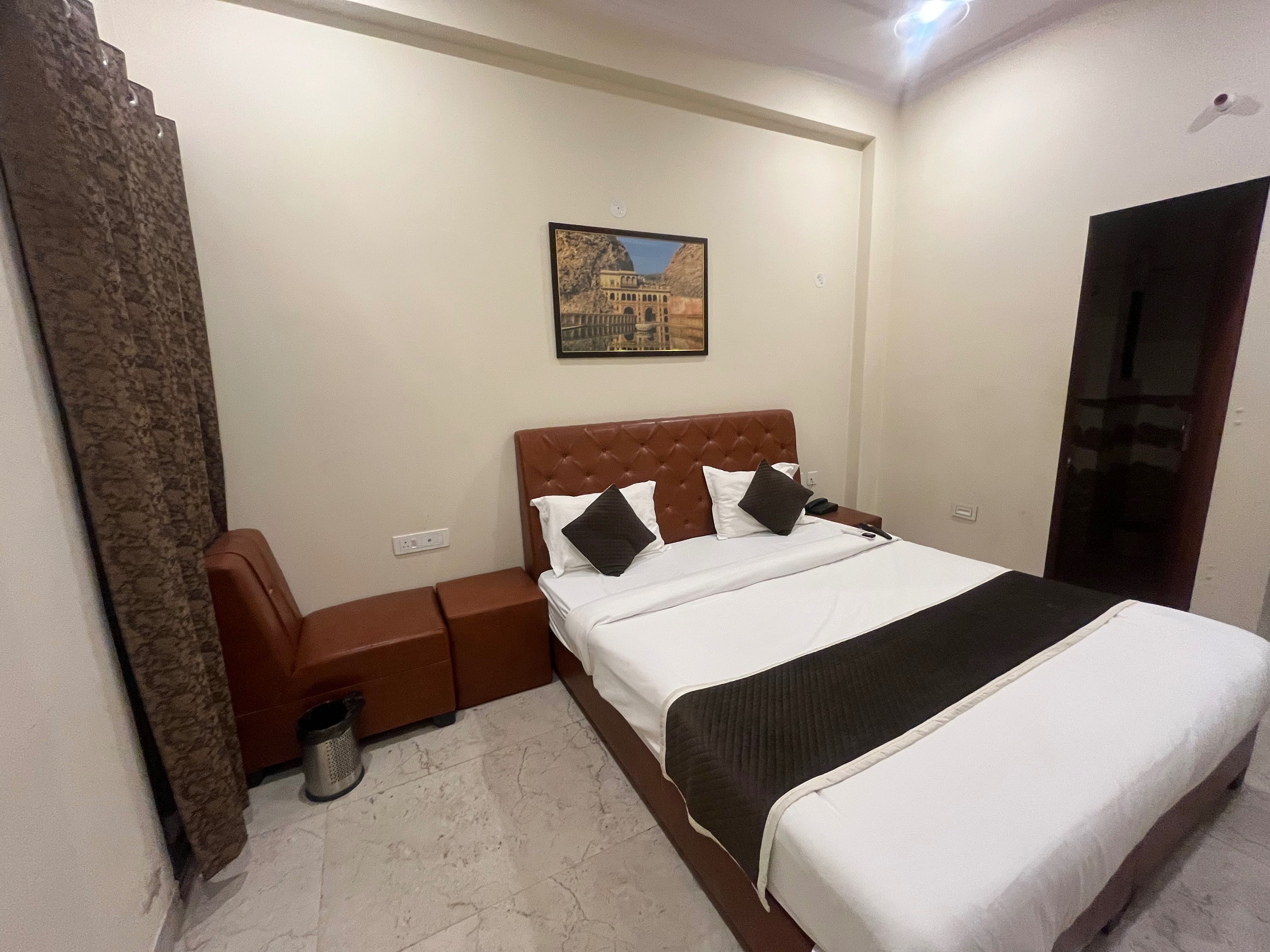 Hotel O Runway - Tap to explore photos