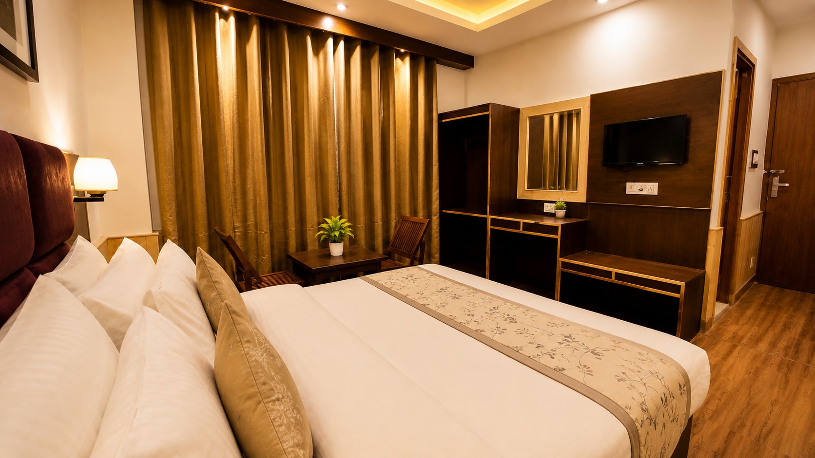 Hotel Meadows (2min drive from Mall Road) Manali - Tap to explore photos