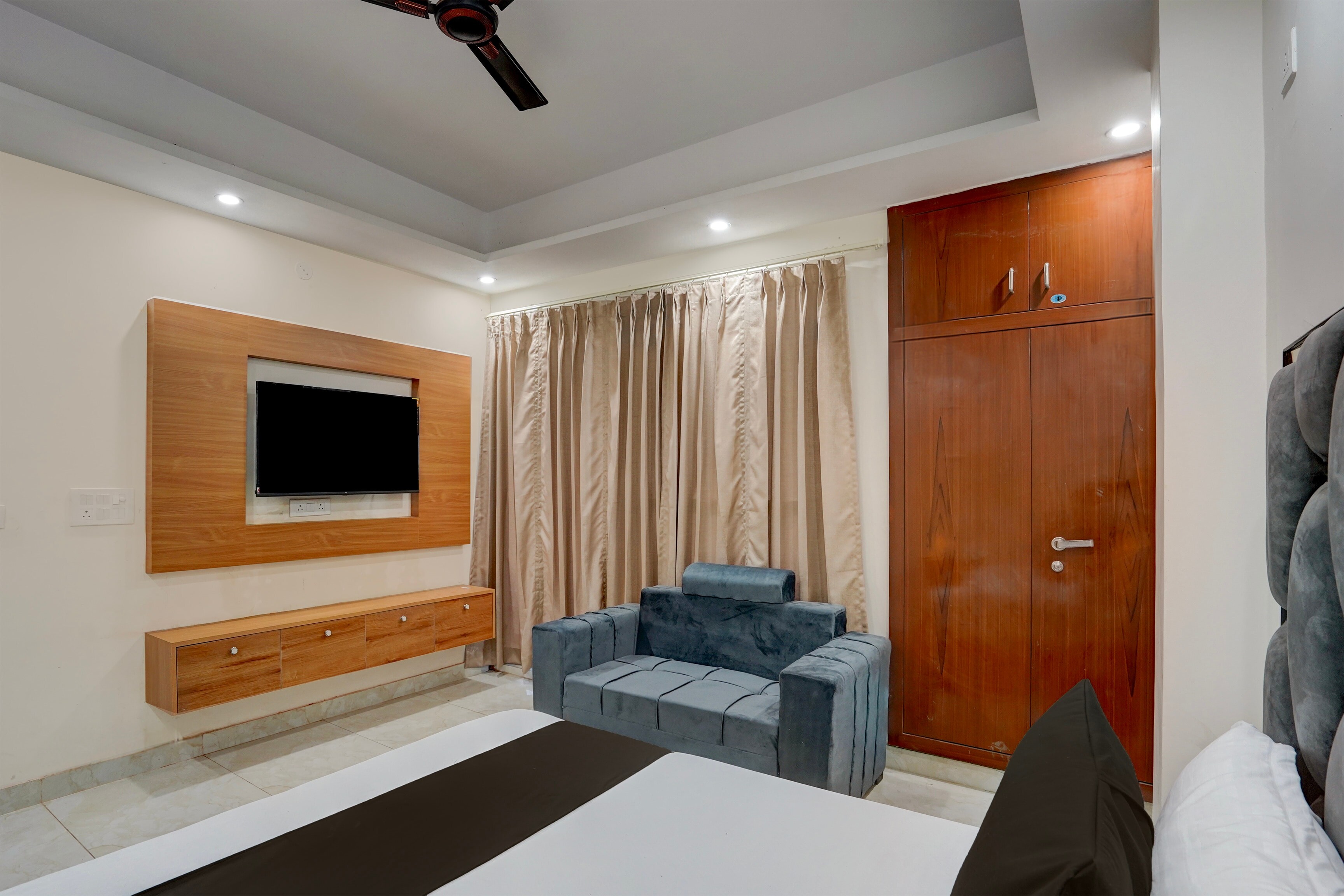 Hotel O R.N Residency Hotel - Tap to explore photos