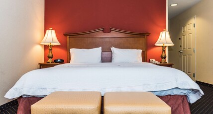 Hampton Inn Easton Room Type - 1KNG MOB HEAR ACC W TUB NS