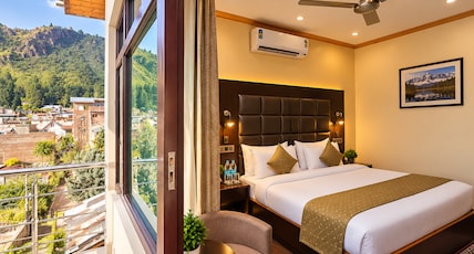 Hotel Belvior Estate (8mins drive to Dal Lake - Kashmir) Room Type - Luxury Room with Private Balcony - Mountain View Hotel Belvior Estate (8mins drive to Dal Lake - Kashmir) Room Type - Luxury Room with Private Balcony - Mountain View