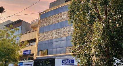 Hotel Green Woods by Divine - Rajouri Garden Room Type - Luxe Queen Rooms Hotel Green Woods by Divine - Rajouri Garden Room Type - Luxe Queen Rooms