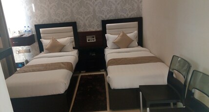 Hotel Budha Mal Castle Room Type - Semi Deluxe ( Twin bed )