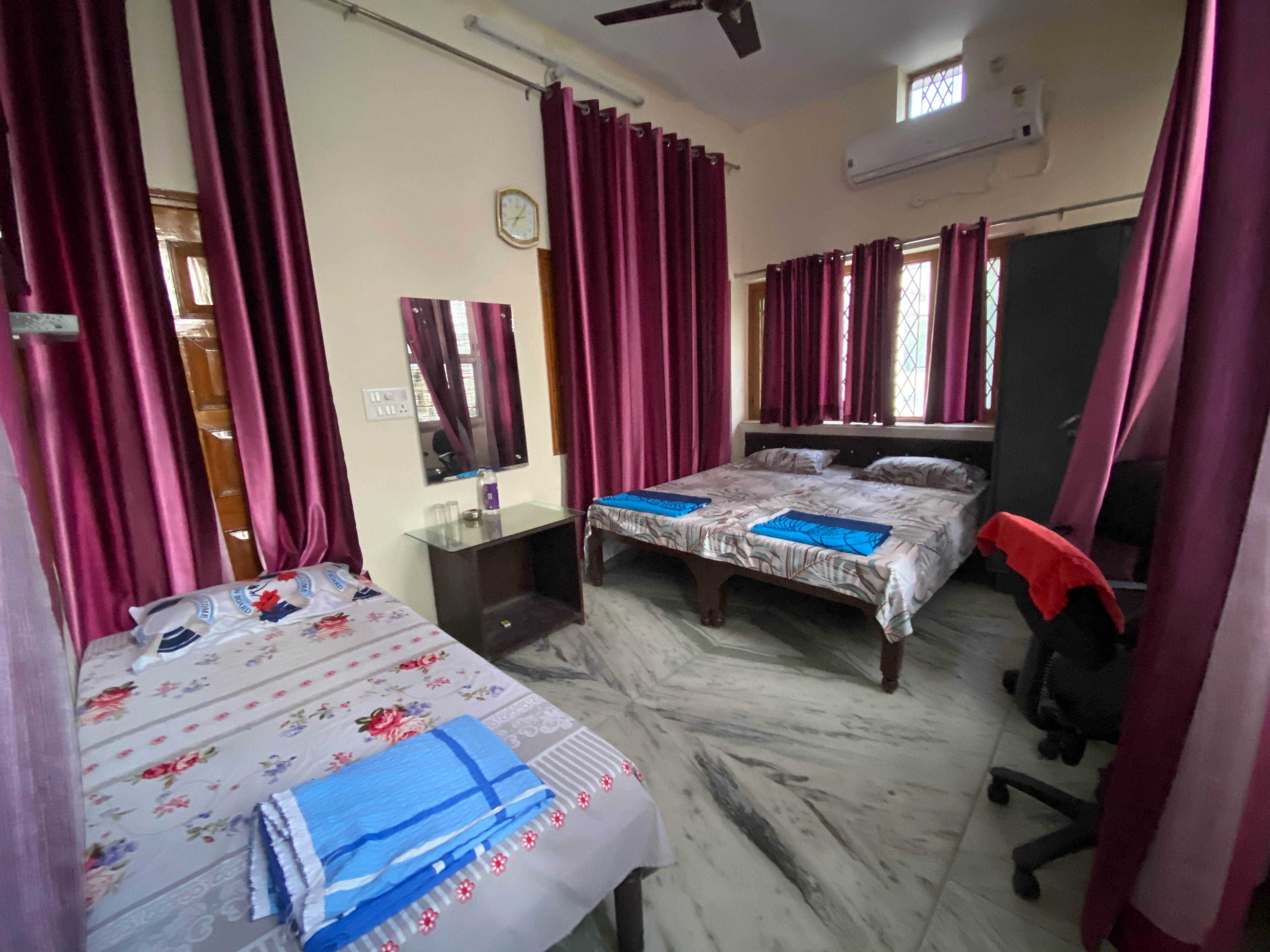 Vishal Homestay | Airy Rooms & Kitchen - Tap to explore photos