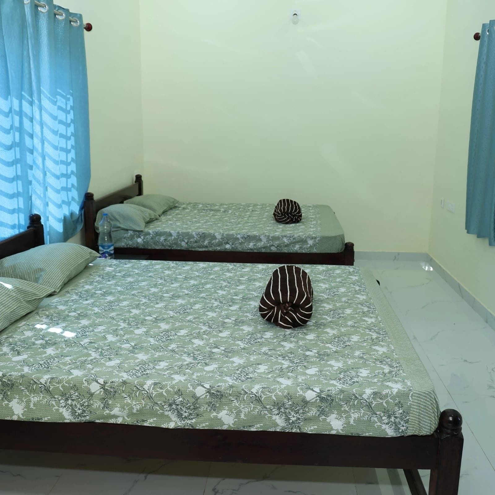 VAISHVI HOMESTAY - Tap to explore photos
