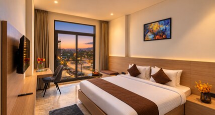 7 Rays hotel Room Type - Deluxe City view with Balcony