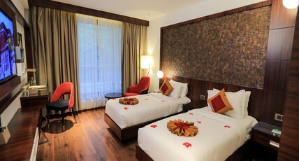 Saugandhika West Gate Room Type - Deluxe Ac Twin Bed