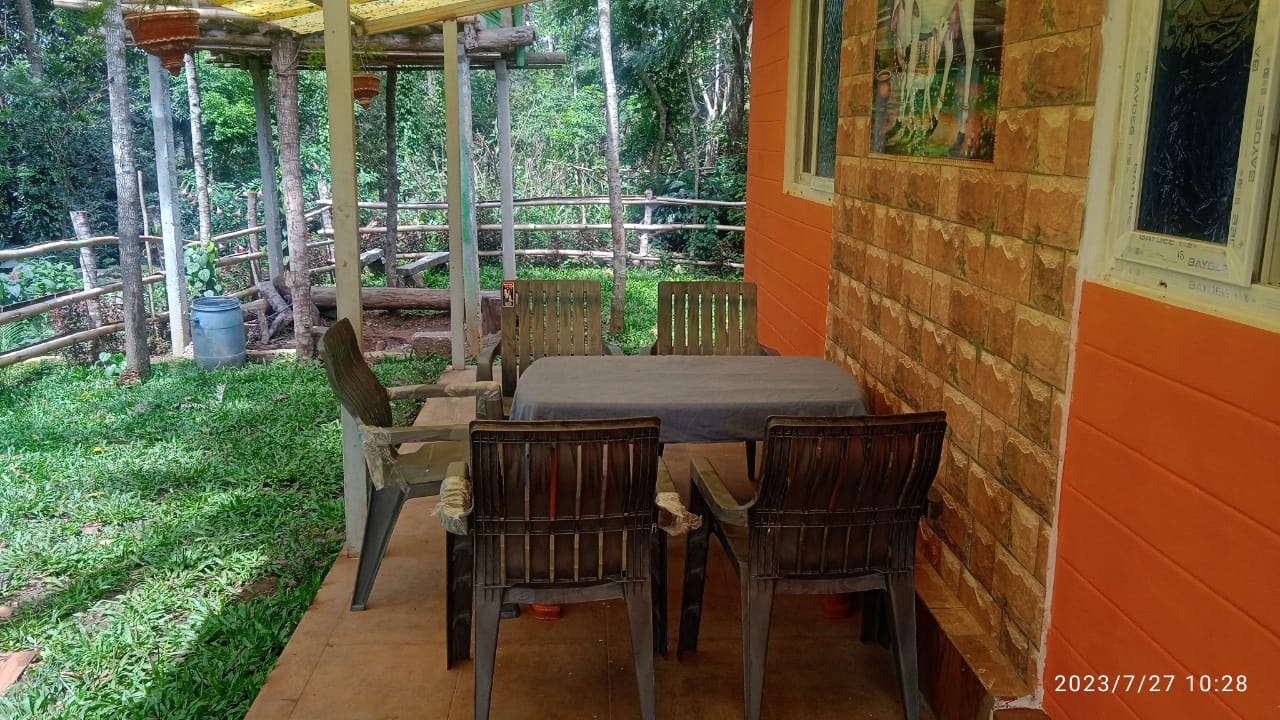 FARMER Homestay - Tap to explore photos