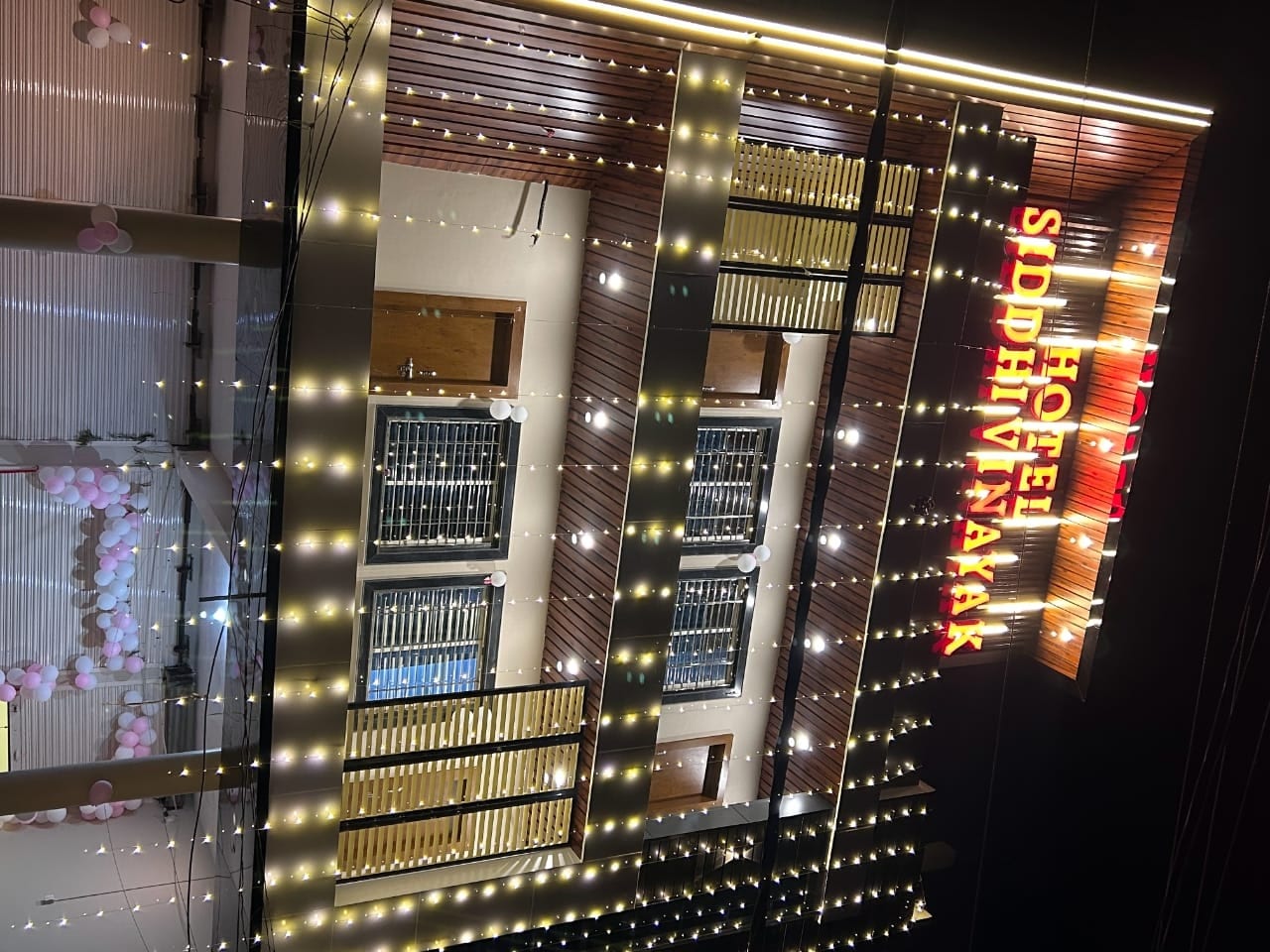 Hotel Siddhi Vinayak - Tap to explore photos