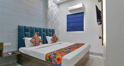 FabHotel Yellow Leaf Room Type - Premium Room