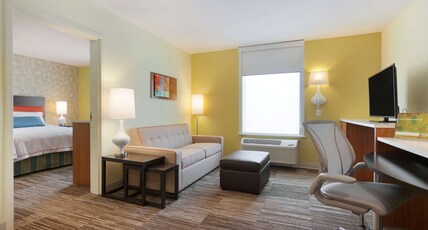 Home2 Suites by Hilton Champaign Urbana Room Type - 1QN ACC TUB SUITE NONSMOK