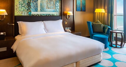 Radisson Blu Hotel & Resort Room Type - Executive Room - View amp; Lounge Access