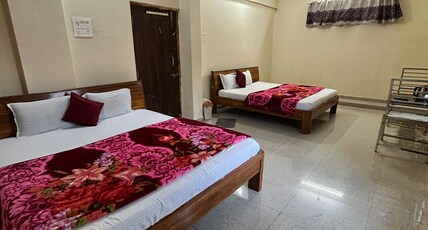 hotel jay malhar Room Type - Four beded room