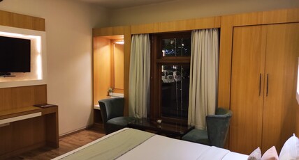 Hotel Dipali Room Type - Executive Super Suite Room