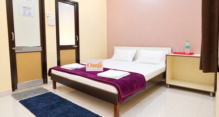 Omji Ashram - Shri Moun Teerth Peeth Room Type - Standard Double Room