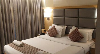 Hotel Majestic Suites (Boutique Hotel) Room Type - STANDARD SUITES ( 21 Years and above only )