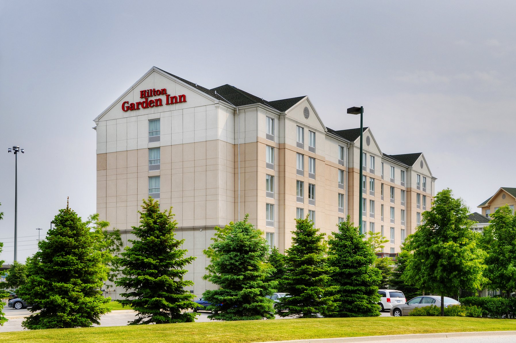 Hilton Garden Inn Toronto/Burlington - Tap to explore photos