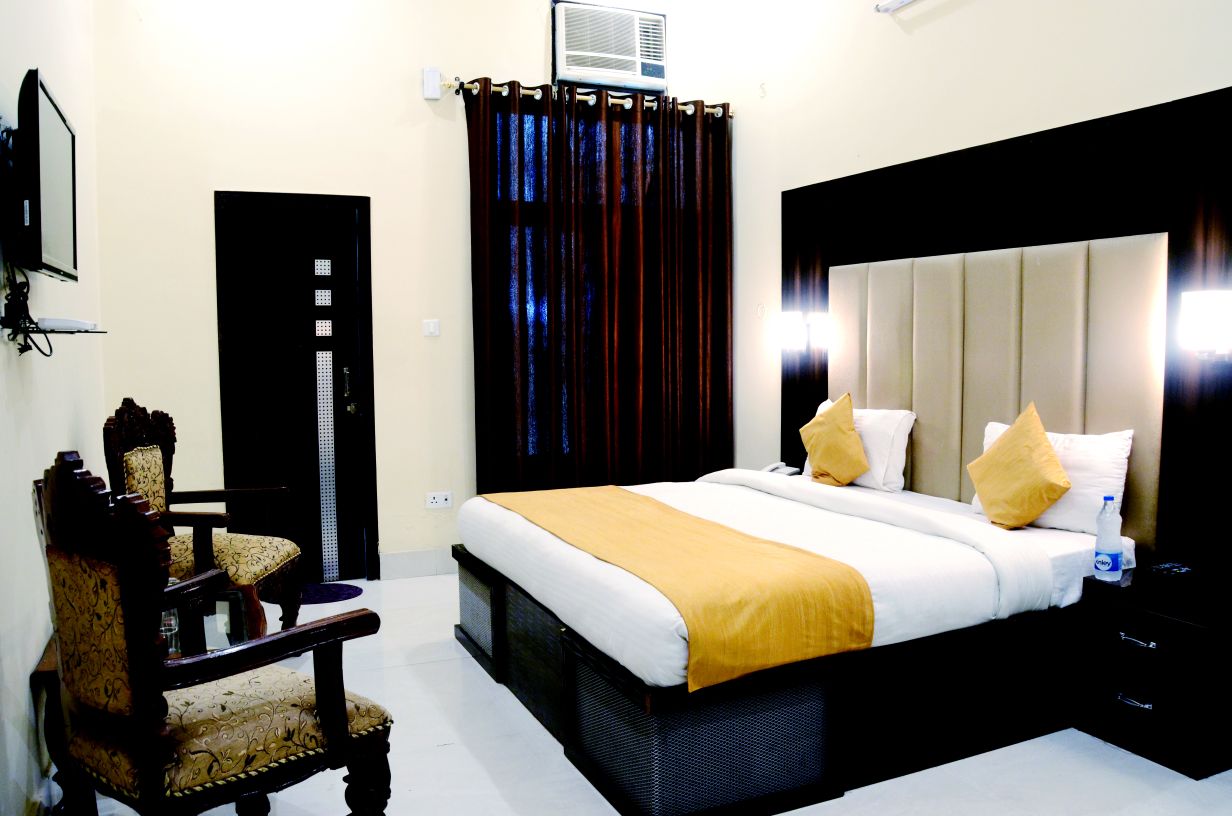 Taraji Resort - Tap to explore photos