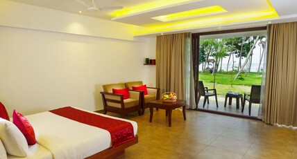 Lake Canopy Alleppey Room Type - Aqua Room with Lake View