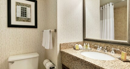 DoubleTree Resort by Hilton Lancaster Room Type - 2 QUEEN BEDS NONSMOKING