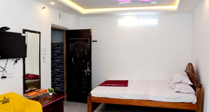 HOTEL BHUVANESHWARI Room Type - Standard Double AC