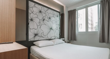 Hi Hotel Dot Room Type - Deluxe, Window