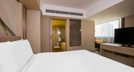 Holiday Inn Kunming City Centre, an IHG Hotel Room Type - 1 King Premium