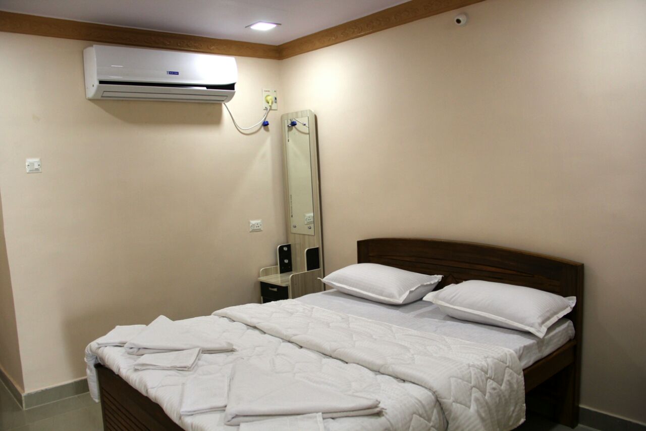 Tiger Homestay | Rooms & Restaurant - Tap to explore photos