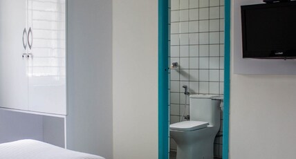Catalyst Suites | Jalahalli Room Type - Queen Room