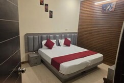 FabHotel The Ganga Stay