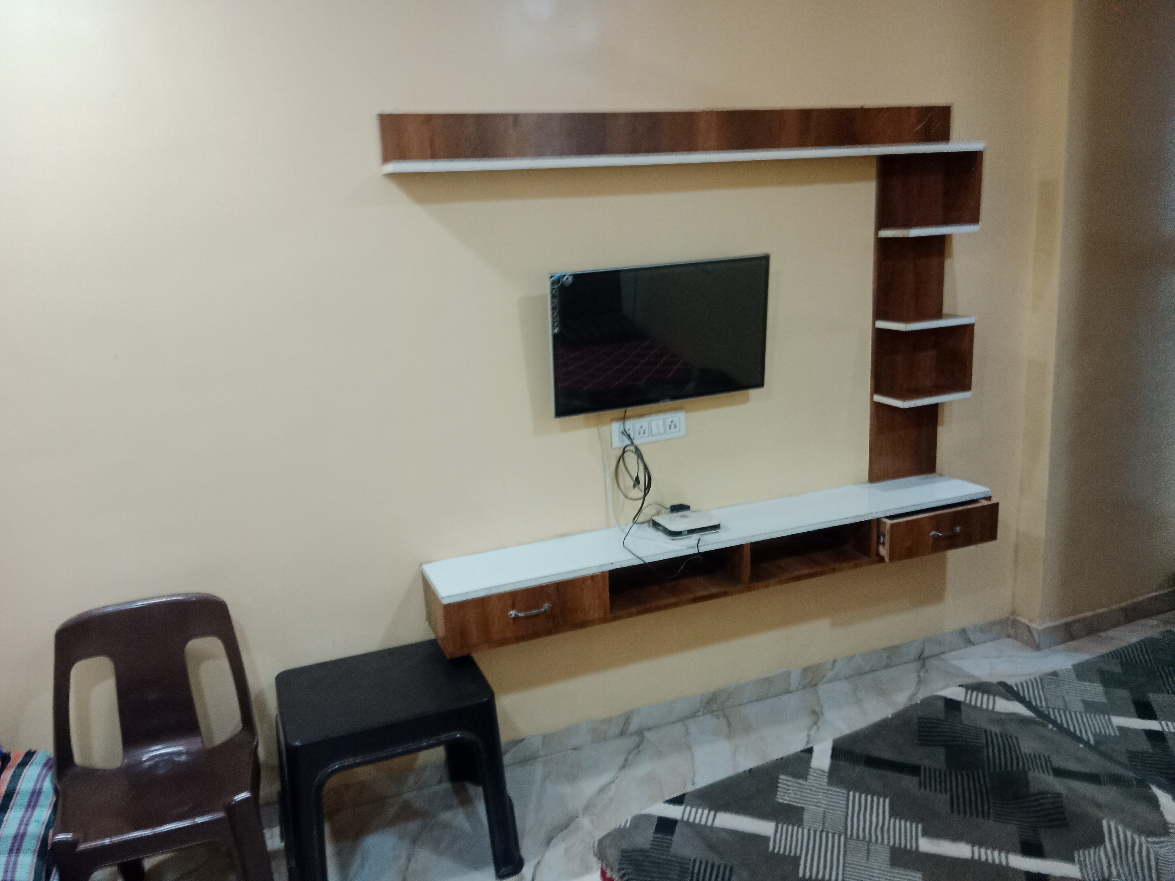 Hotel Chandralok guest house - Tap to explore photos