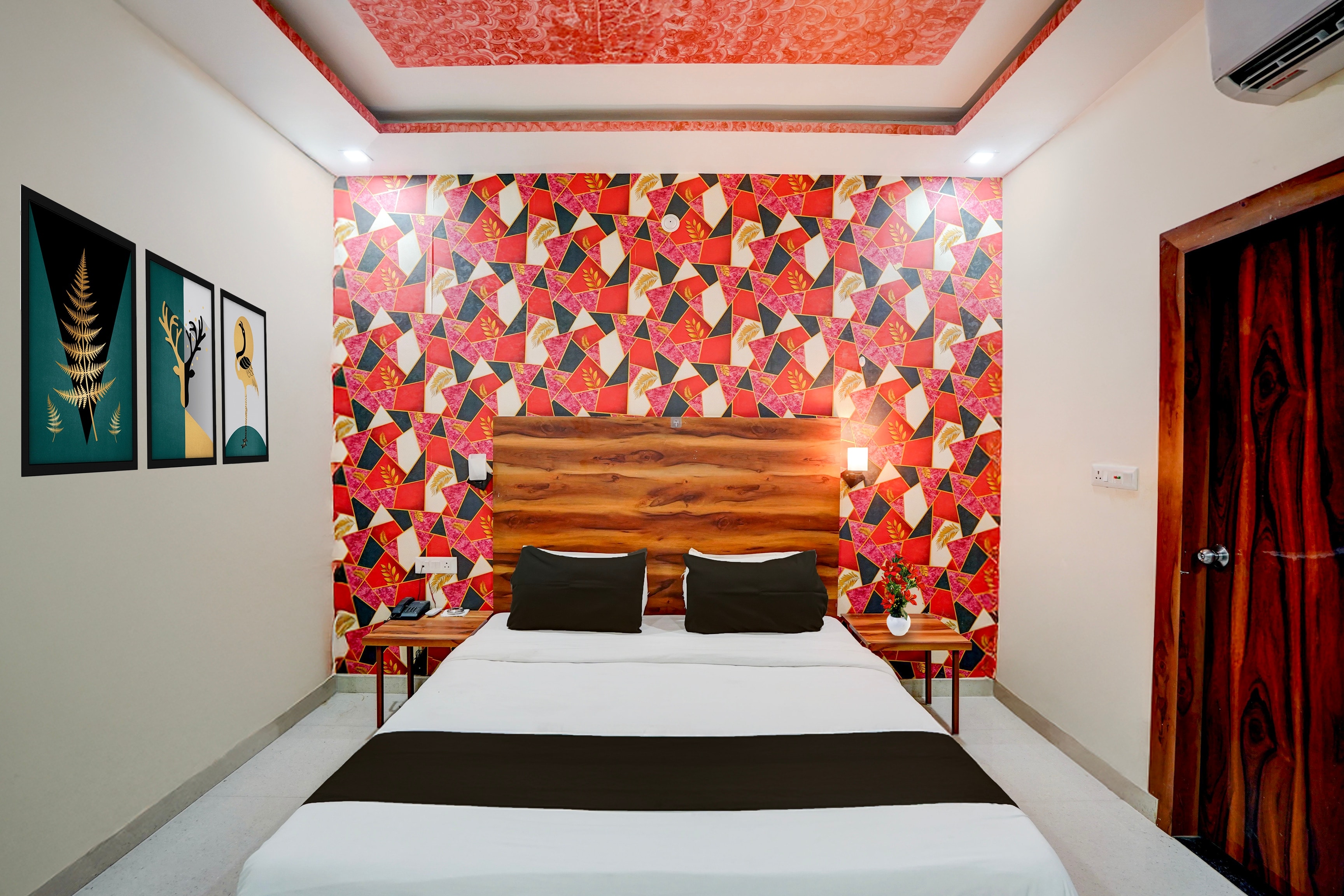 OYO Hotel O Khargapur Ring Road Formerly Shimla Grand - Tap to explore photos