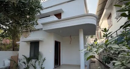 Grha Quiet 3BHK Home Among Locals with Pool Room Type - Grha Quiet 3BHK Home Among Locals with Pool