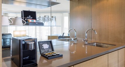 Crowne Plaza TERRIGAL Room Type - Presidential Suite Club Access Crowne Plaza TERRIGAL Room Type - Presidential Suite Club Access