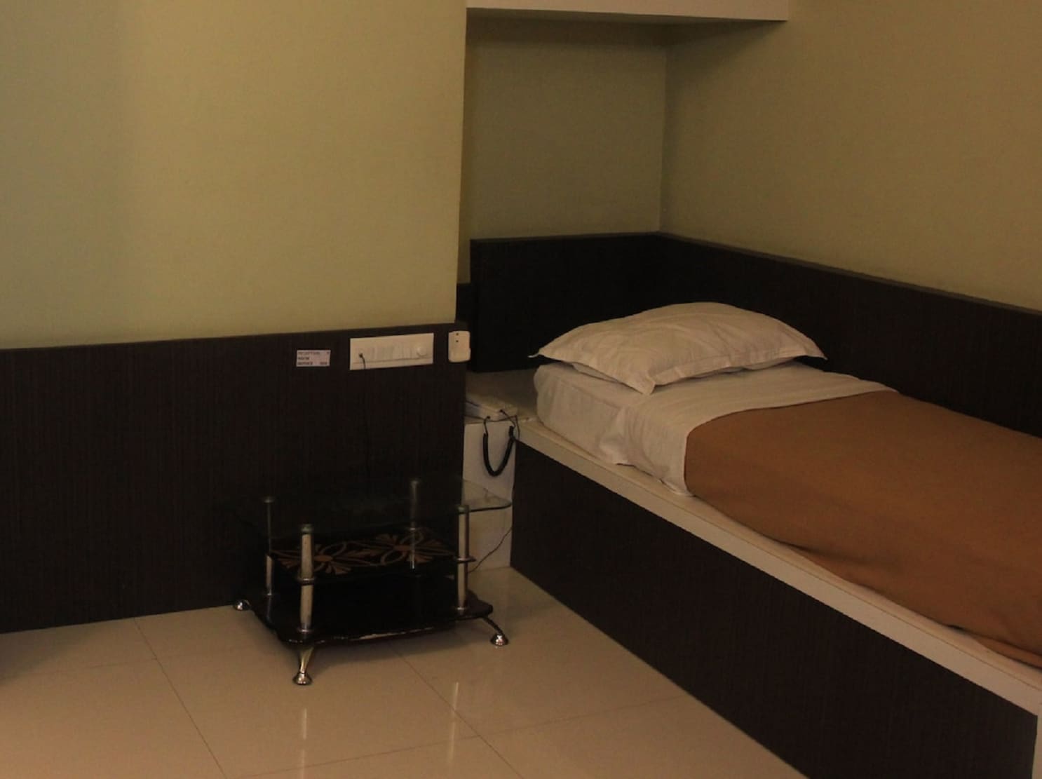 Shikhar Guest House - Tap to explore photos
