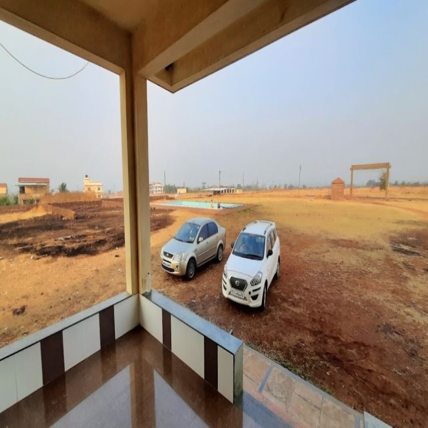 Bawa Hotel - Tap to explore photos