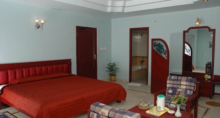 Hotel Gnanam Room Type - Executive Suite Room