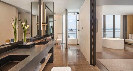 Intercontinental Shenzhen Dameisha Resort Room Type - 1 Bedroom Suite Club Lounge Access Ocean View Intercontinental Shenzhen Dameisha Resort Room Type - 1 Bedroom Suite Club Lounge Access Ocean View