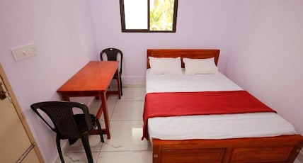 Aamees paradise Room Type - One Bed Room