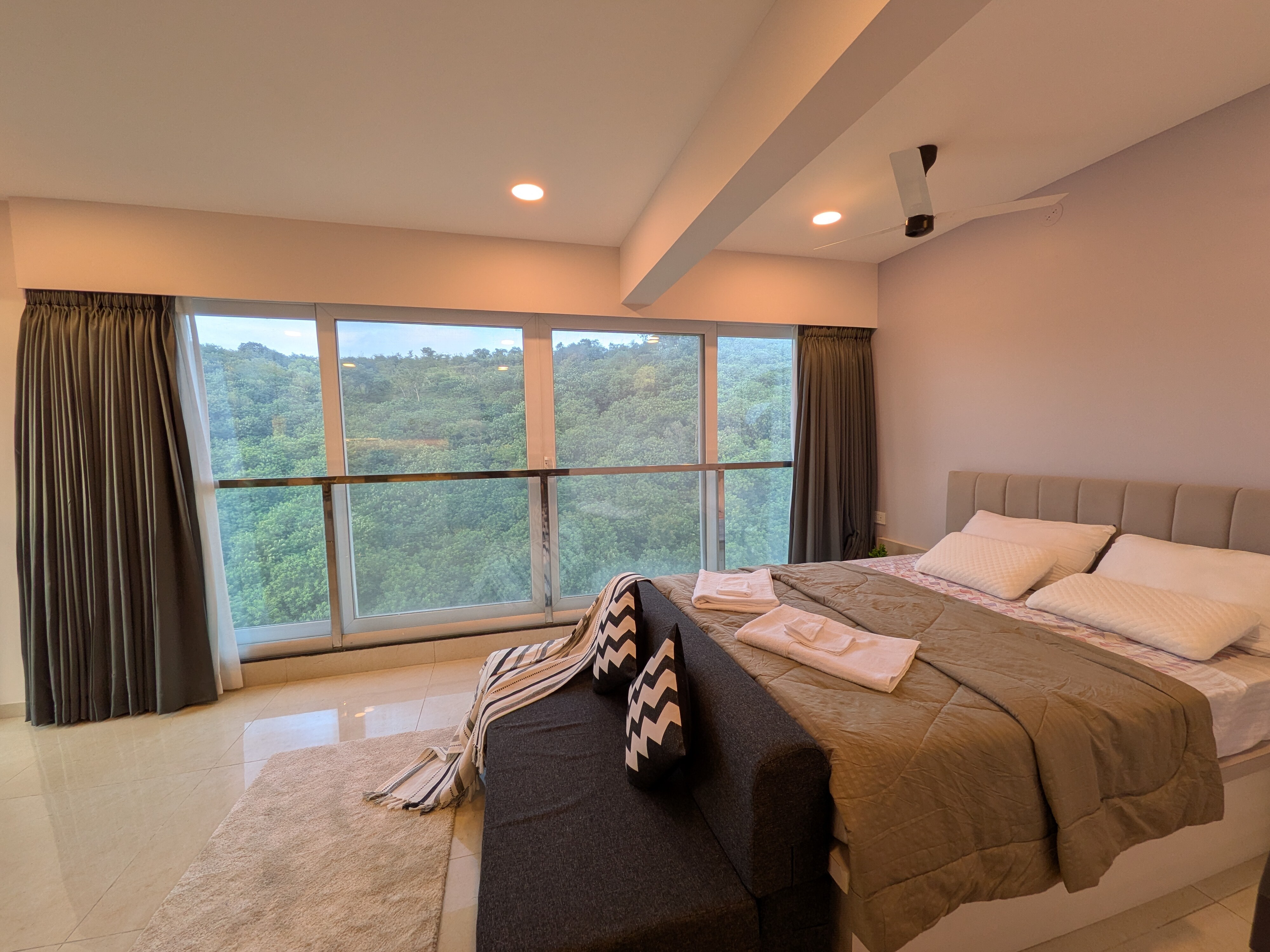 Modern Hill View Studio Work Friendly Pashann - Tap to explore photos