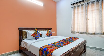 FabHotel Q Suites - Nr Kavuri Hills, Madhapur Room Type - Deluxe Room