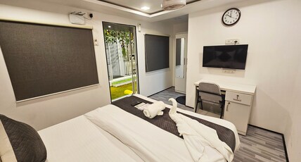 Astha Home - Shared Pool Room Room Type - Deluxe Suite