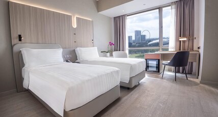 Wyndham Singapore Hotel Room Type - Premier Marina Bay View Twin Room