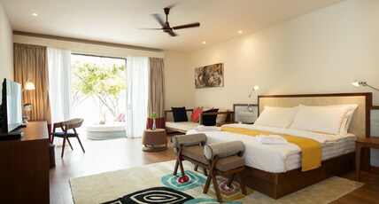 Robinson Noonu Maldives Room Type - Double Room Comfort Seaview with beach access